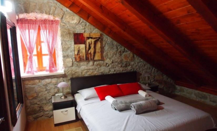 A6+1 - Nr. 2 Stone house, A6+1 - Nr. 2 Stone house
